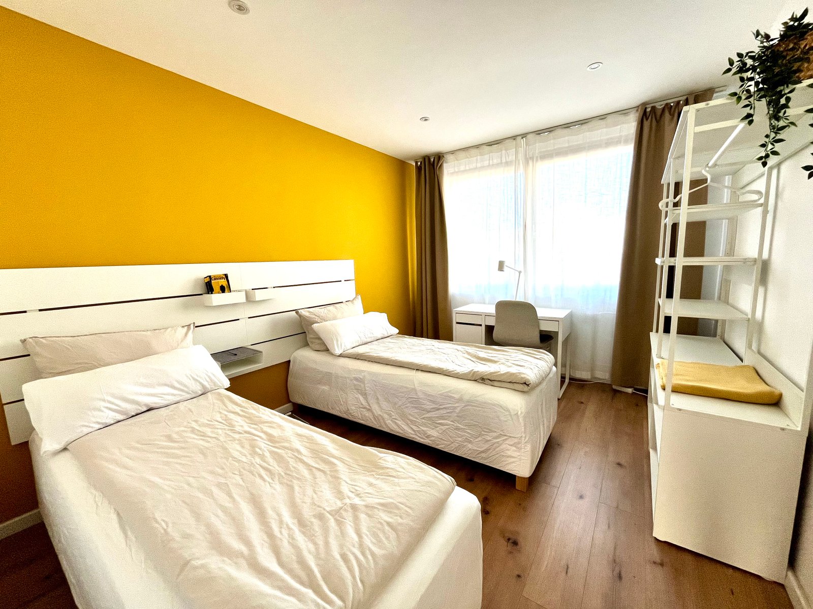 3-Zimmer Bergkristall Gelbes Zimmer 1